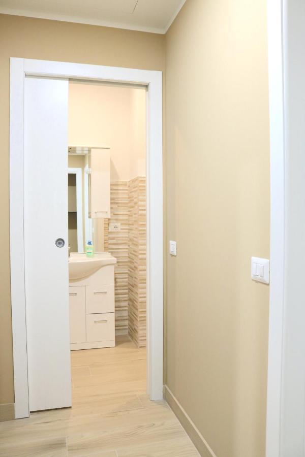 Portello Double Rooms Flat - 3 People Milano Ngoại thất bức ảnh